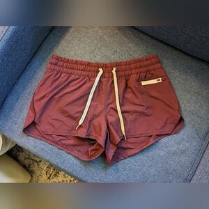 Vuori Clementine Shorts size small